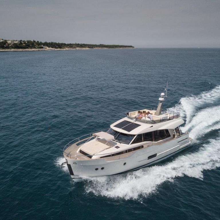 Greenline 48 Fly-denmar-yachting.com