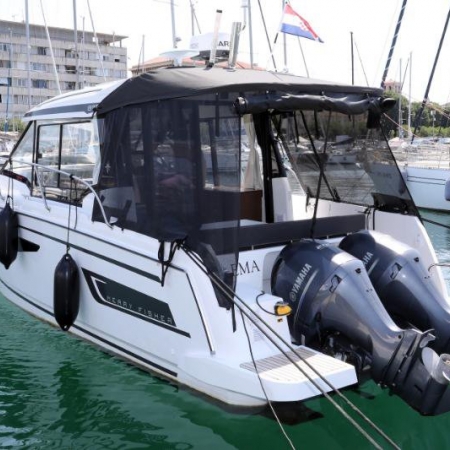 Merry Fisher 895-denmar-yachting.com