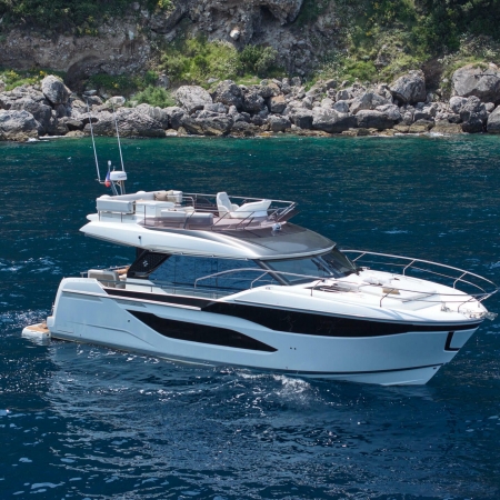 Prestige F4.9-denmar-yachting.com
